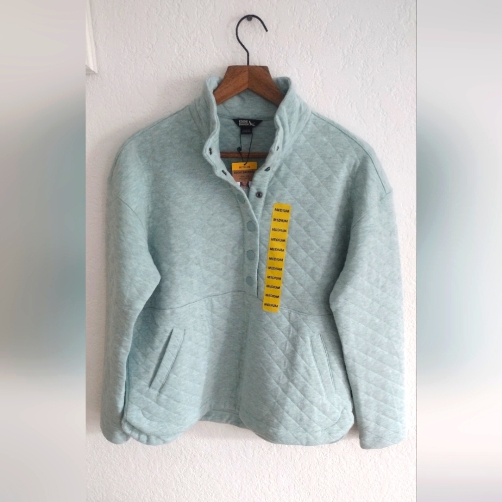 Eddie Bauer Women's Quilted Jacket in Light Blue Pullover